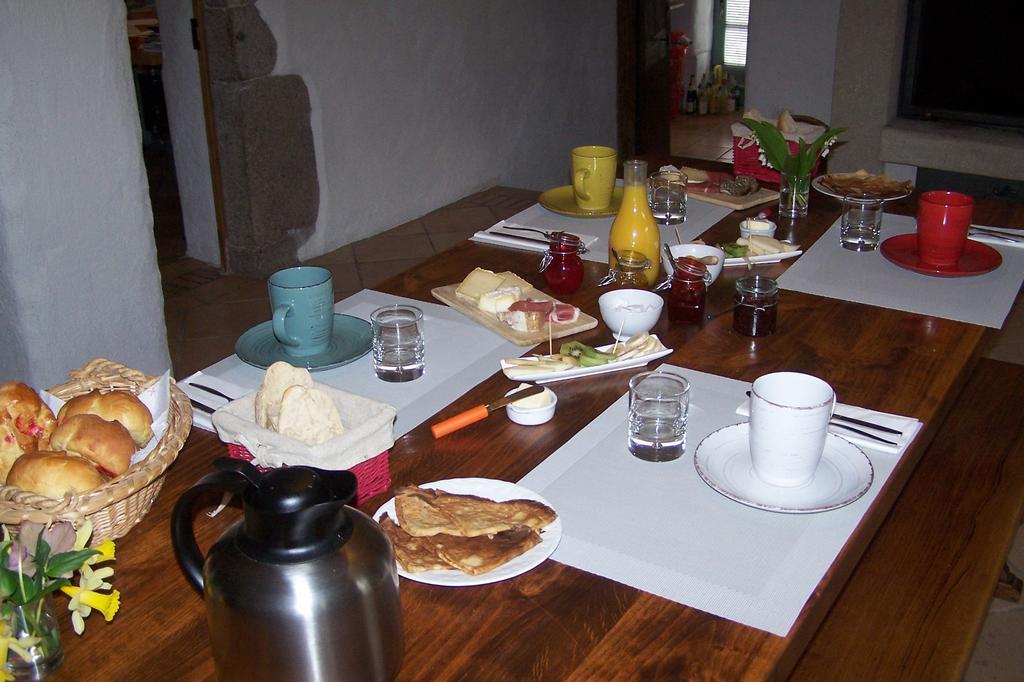 Salomony Chambre D'Hotes Marcols-les-Eaux Luaran gambar