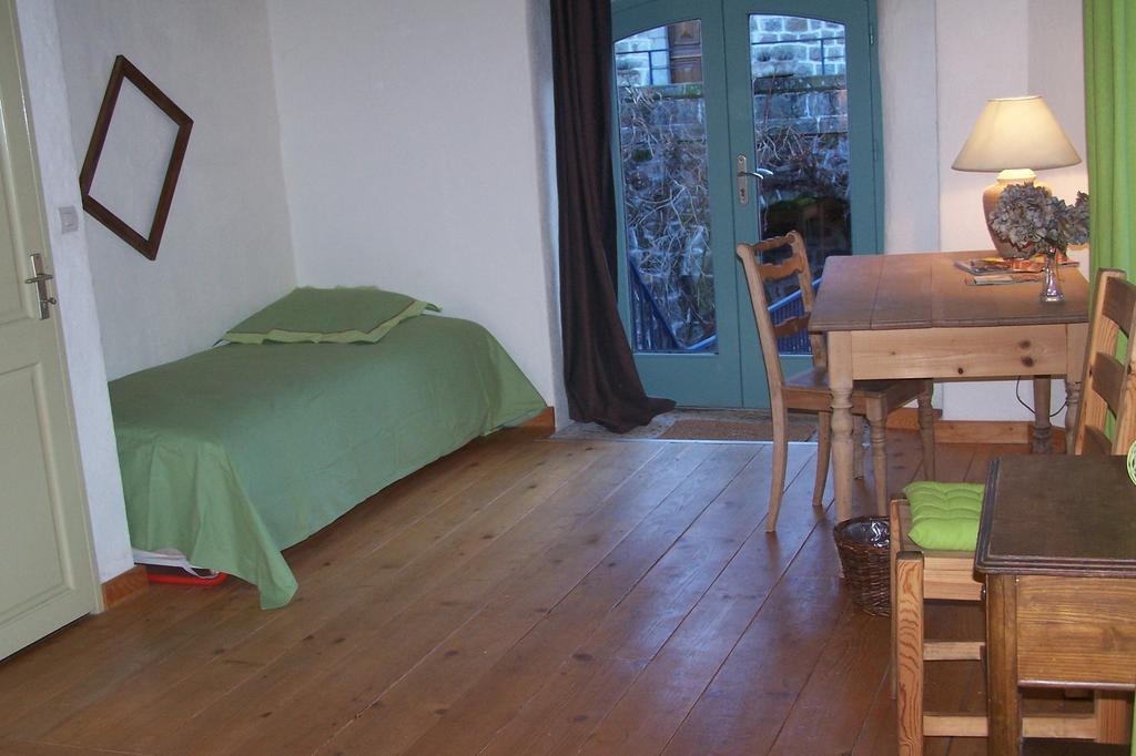 Salomony Chambre D'Hotes Marcols-les-Eaux Luaran gambar
