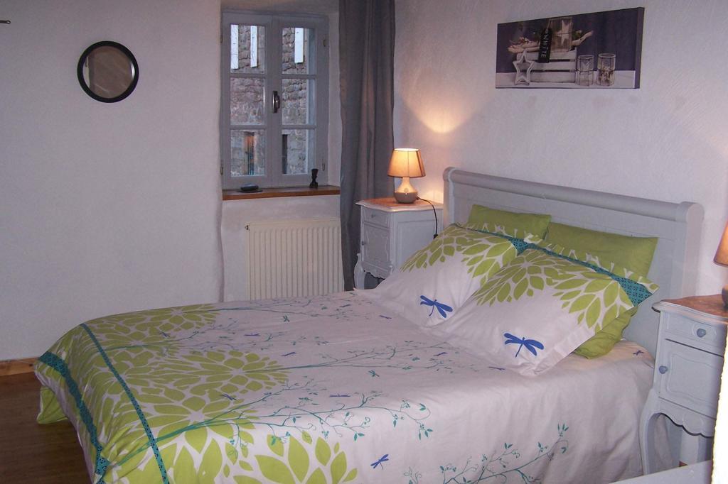 Salomony Chambre D'Hotes Marcols-les-Eaux Bilik gambar